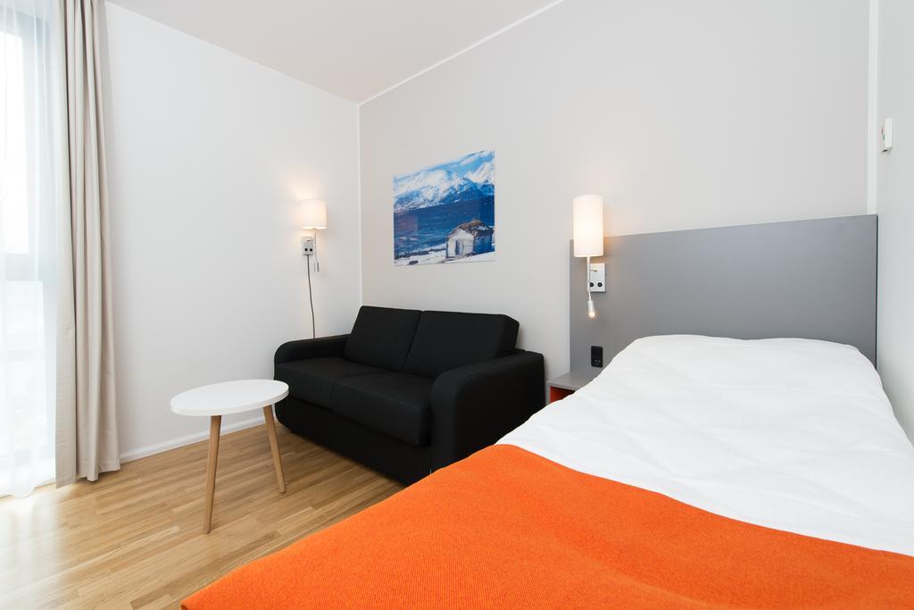 Pingvinhotellet Unn Tromsø Szoba fotó